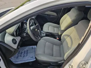 2016 Chevrolet Cruze Limited 1LT Auto