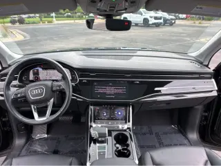 2023 Audi Q7 Premium Plus