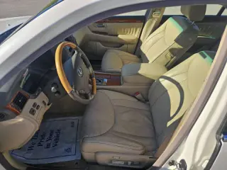 2005 Lexus LS 430