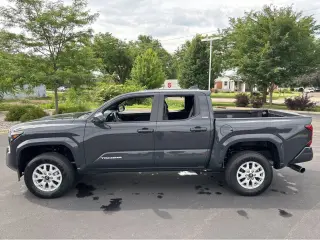 Gold Certified2024 Toyota Tacoma SR5