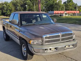 2001 Dodge Ram 1500 SLT