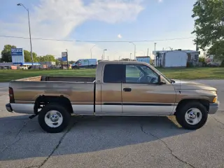 2001 Dodge Ram 1500 SLT