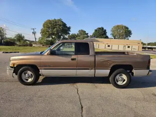 2001 Dodge Ram 1500 SLT
