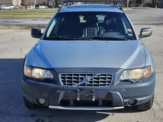 2004 Volvo XC70