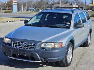 2004 Volvo XC70