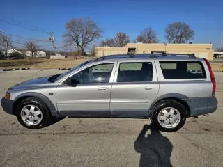 2004 Volvo XC70