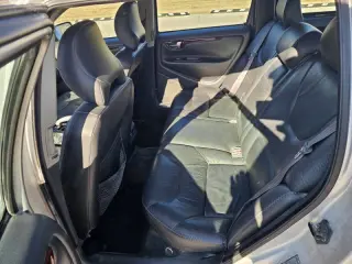 2004 Volvo XC70