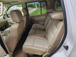 2006 Mercury Mountaineer Luxury