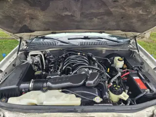 2006 Mercury Mountaineer Luxury