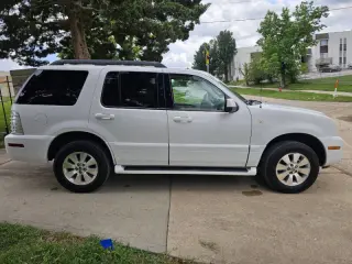 2006 Mercury Mountaineer Luxury