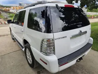 2006 Mercury Mountaineer Luxury