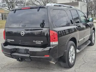 2011 Nissan Armada Platinum