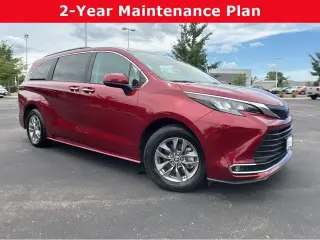 Gold Certified2024 Toyota Sienna XLE