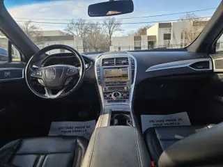 2017 Lincoln MKZ Premiere