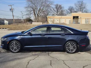 2017 Lincoln MKZ Premiere