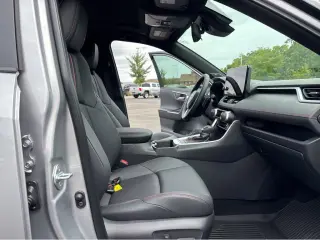 2025 Toyota RAV4 Plug-In Hybrid XSE