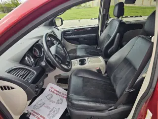 2015 Dodge Grand Caravan SXT Plus