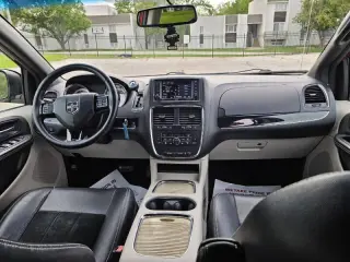 2015 Dodge Grand Caravan SXT Plus