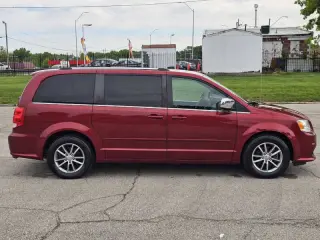 2015 Dodge Grand Caravan SXT Plus