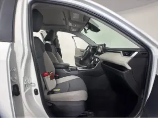 Gold Certified2022 Toyota RAV4 Hybrid XLE