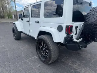 2013 Jeep Wrangler Unlimited Sahara