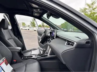 Gold Certified2023 Toyota Corolla Cross Hybrid XSE