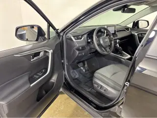 Gold Certified2025 Toyota RAV4 XLE