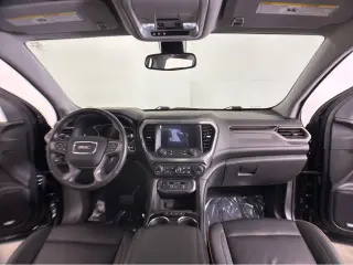 2022 GMC Acadia AT4