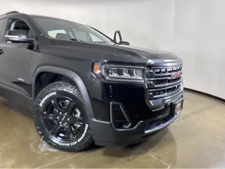 2022 GMC Acadia AT4