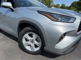 Gold Certified2023 Toyota Highlander Hybrid LE