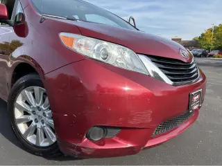 2013 Toyota Sienna LE