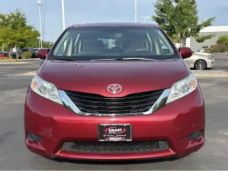 2013 Toyota Sienna LE