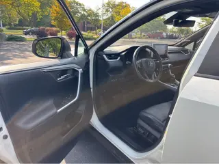 2021 Toyota RAV4 Hybrid XSE