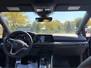 2023 Volkswagen Golf GTI SE