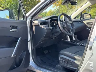Gold Certified2023 Toyota Corolla Cross XLE