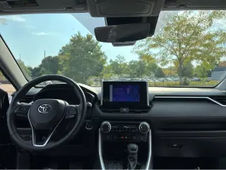 Gold Certified2024 Toyota RAV4 XLE