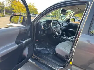Gold Certified2019 Toyota Tacoma 4WD SR5