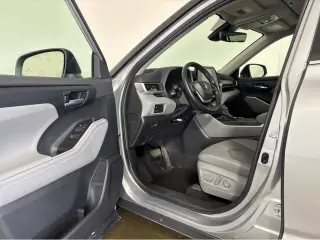 Gold Certified2022 Toyota Highlander XLE