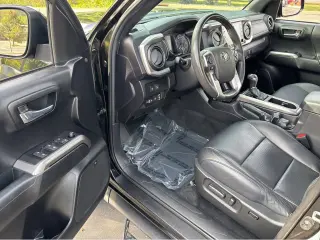Gold Certified2022 Toyota Tacoma 4WD Limited