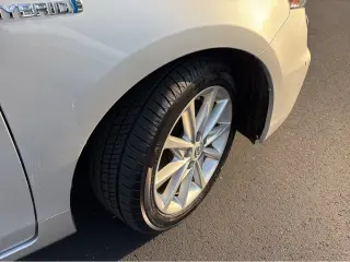 2014 Toyota Prius v Five