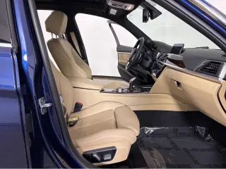 2018 BMW 3 Series 330i xDrive