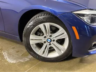 2018 BMW 3 Series 330i xDrive