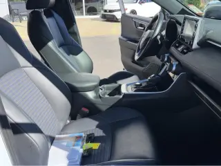 2020 Toyota RAV4 Hybrid XSE