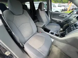 2011 Chevrolet Traverse LS