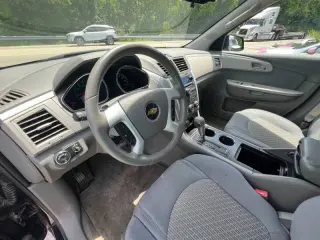 2011 Chevrolet Traverse LS