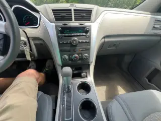 2011 Chevrolet Traverse LS