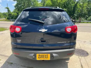 2011 Chevrolet Traverse LS