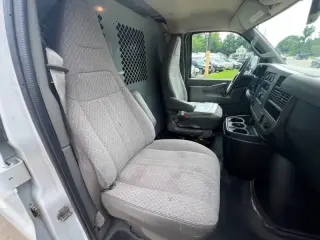 2017 Chevrolet Express 2500