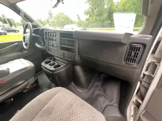 2017 Chevrolet Express 2500