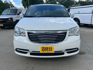 2013 Chrysler Town and Country Touring